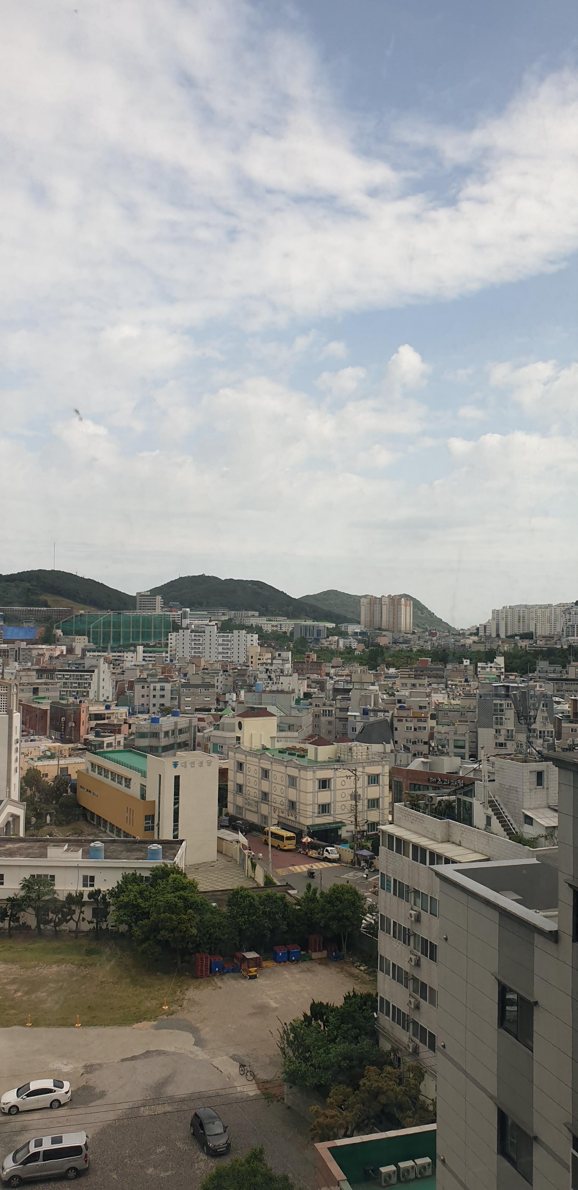  2021년 5월12일 부산날씨 /서울날씨 / 오늘부산날씨 / 오늘맑음 / 오늘부산날씨 / 부산황사 /내일부산날씨/서울내일날씨/전국황사/오늘황사