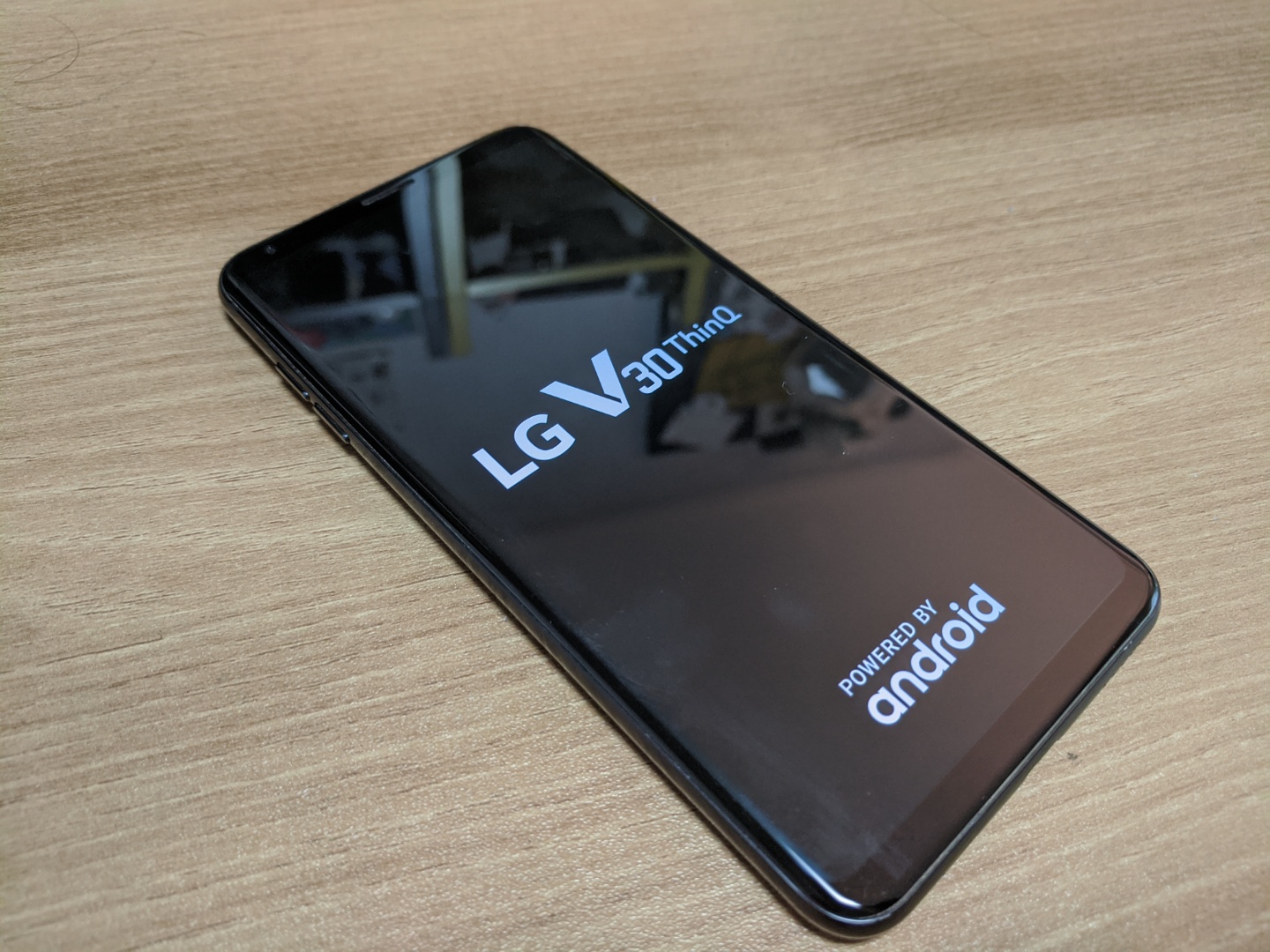 3년이 지난 지금, LG V30을 써도 되는 이유
