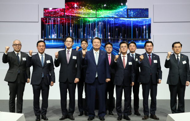  삼성, 차세대 OLED 4.1조 투자(feat. OLED 관련주)