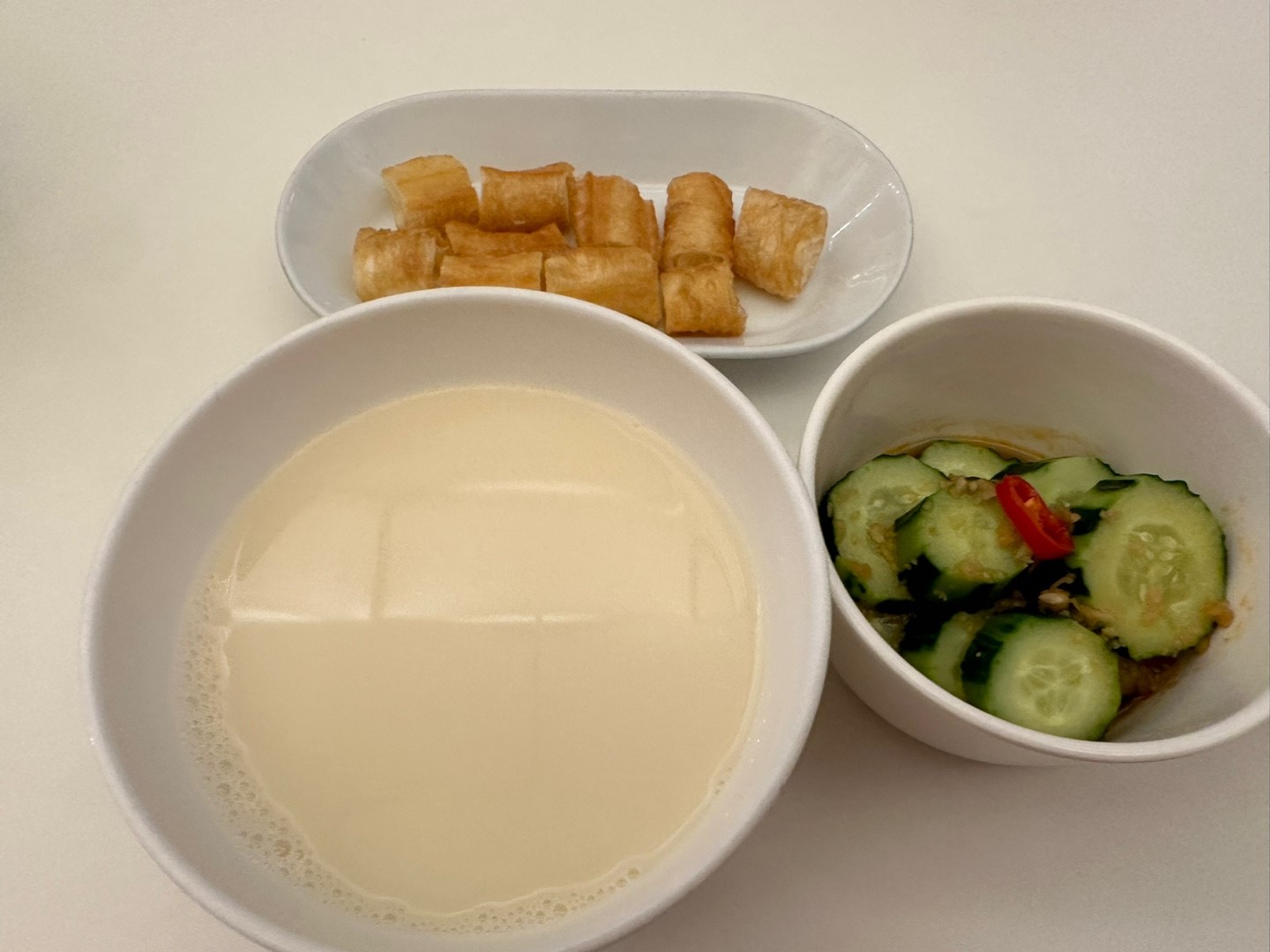 신발원_콩국_오이무침