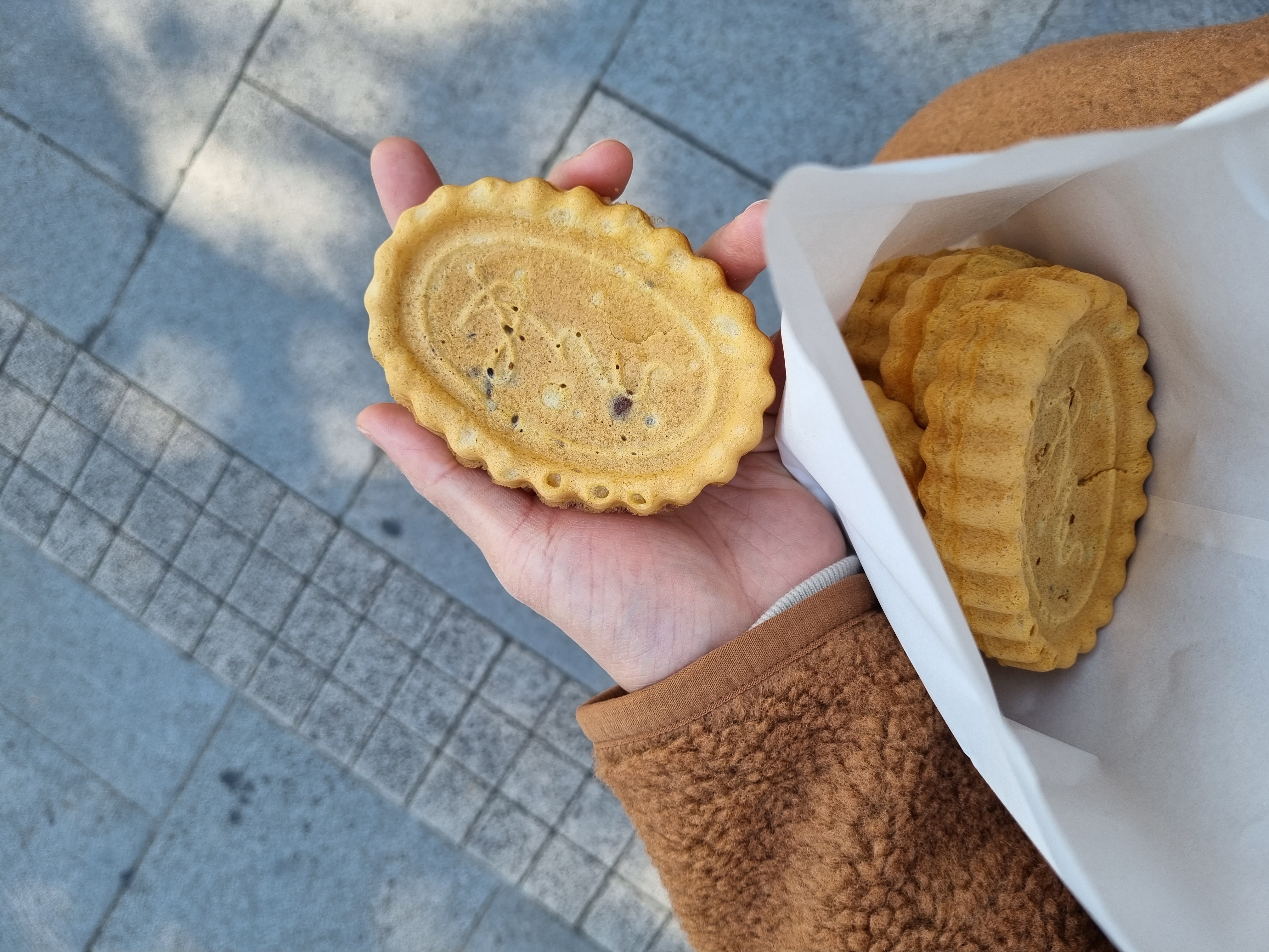  옛날 국화빵 (풀빵) 파는 곳이 있어서 사봤어요 [사당, 이수]