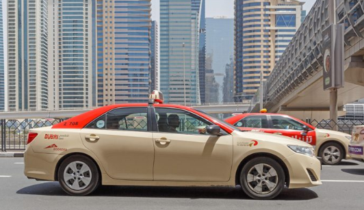 정말 흔한 두바이 택시