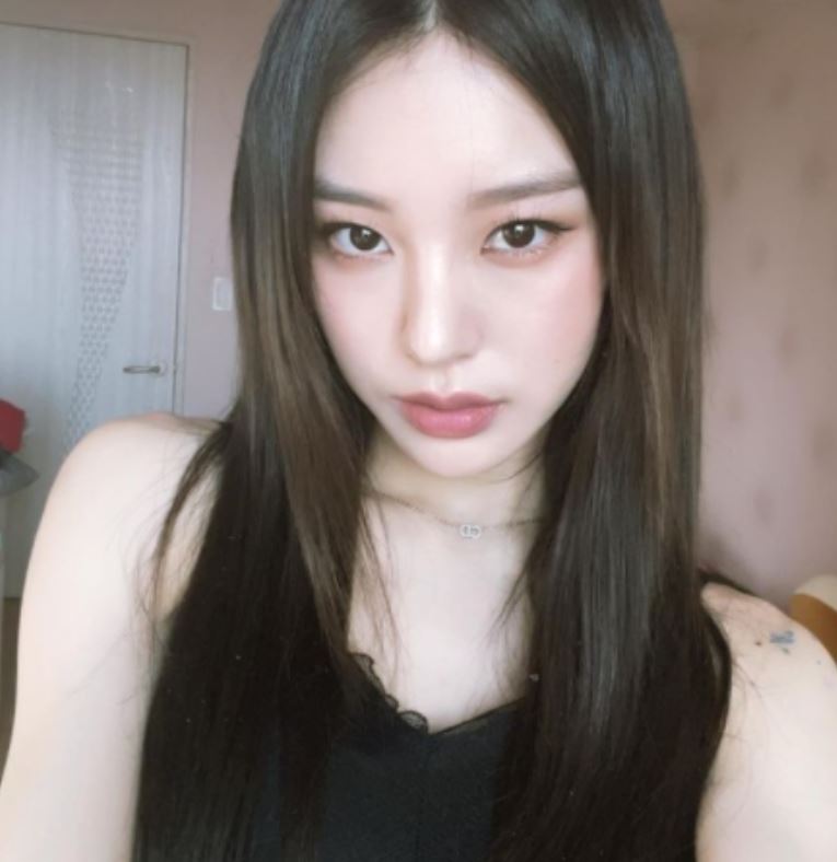  스우파 노제의 프로필, 스니커즈 패션 정보