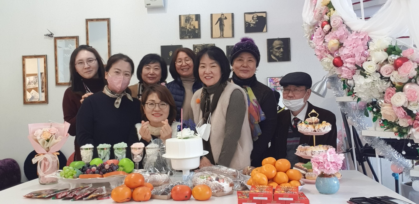 아트홀카페 이미지
