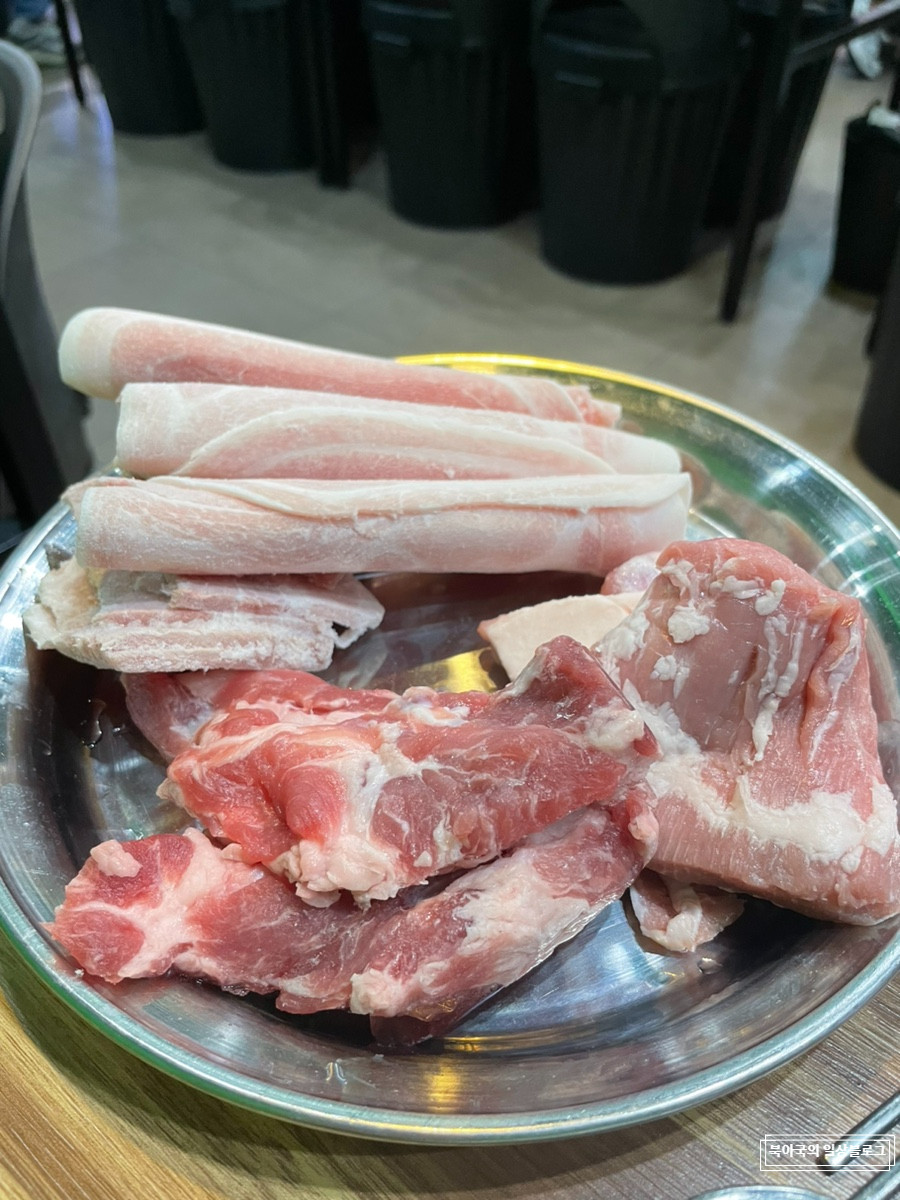 생생정보통 맛집오늘방송 돼지고기 무제한 싸다구무한리필고기식당 송내점 이미지