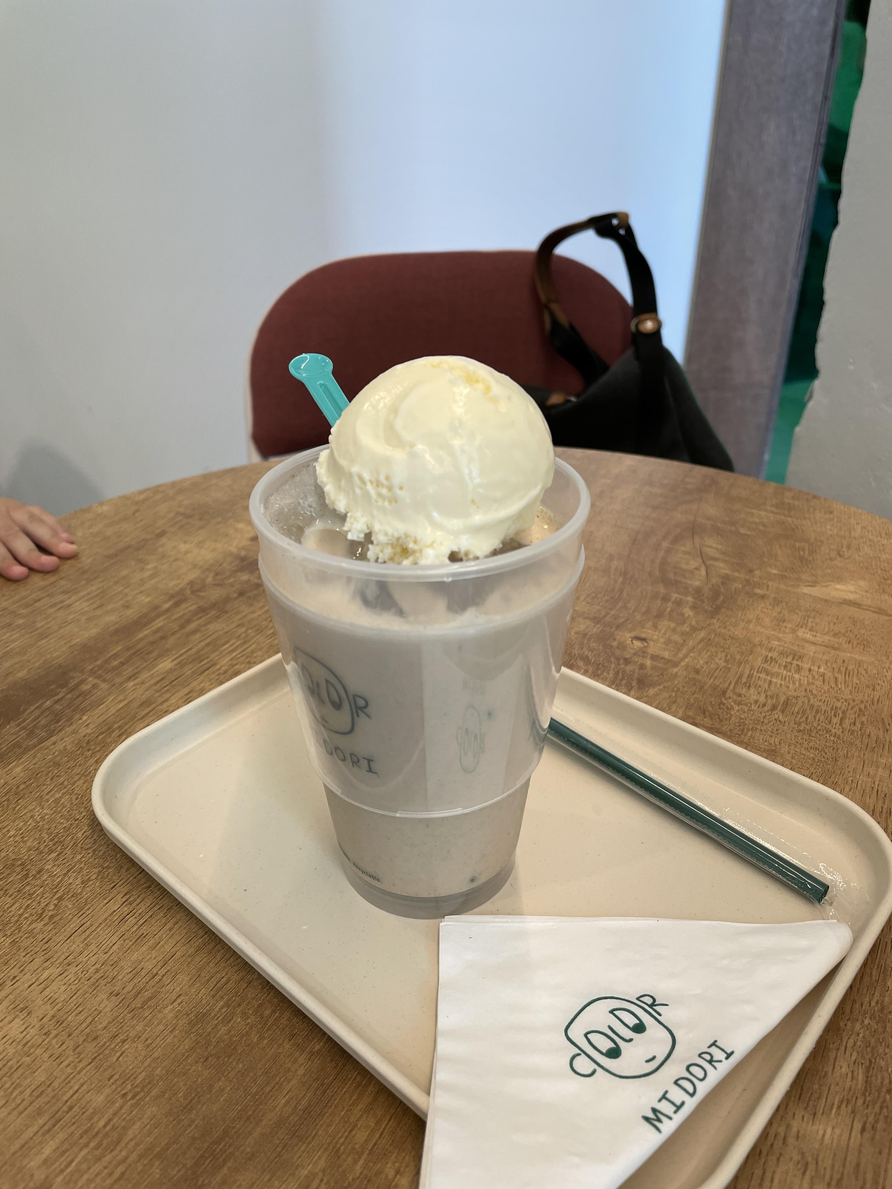  수원 행궁동 카페 : 미숫가루가 맛있었던 '미도리컬러'