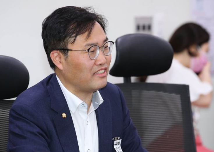  홍석준 프로필..1심 당선무효형 선고