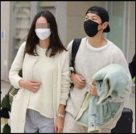  송중기 "재벌집 막내 아들" 영국출신 여성 "열애"