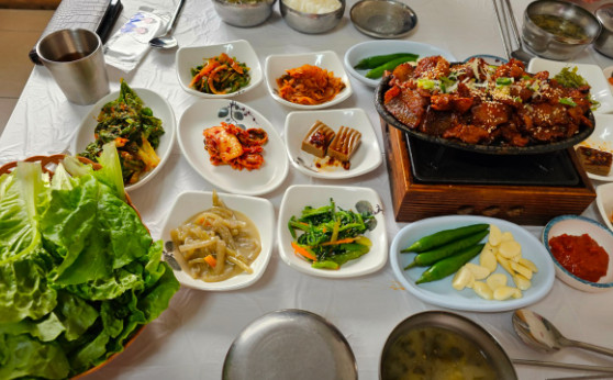 생생정보 믿고 떠나는 스타의 고장 진시몬 곡성 석쇠불고기 맛집