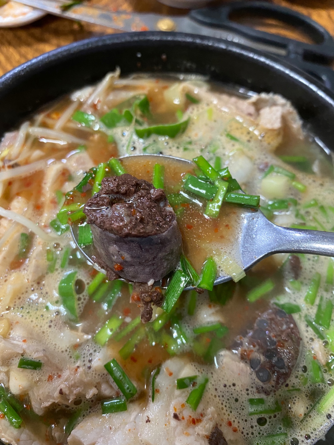  진주 현지인 맛집 직접만든 피순대 피순대국밥 순대국밥 민속돼지국밥
