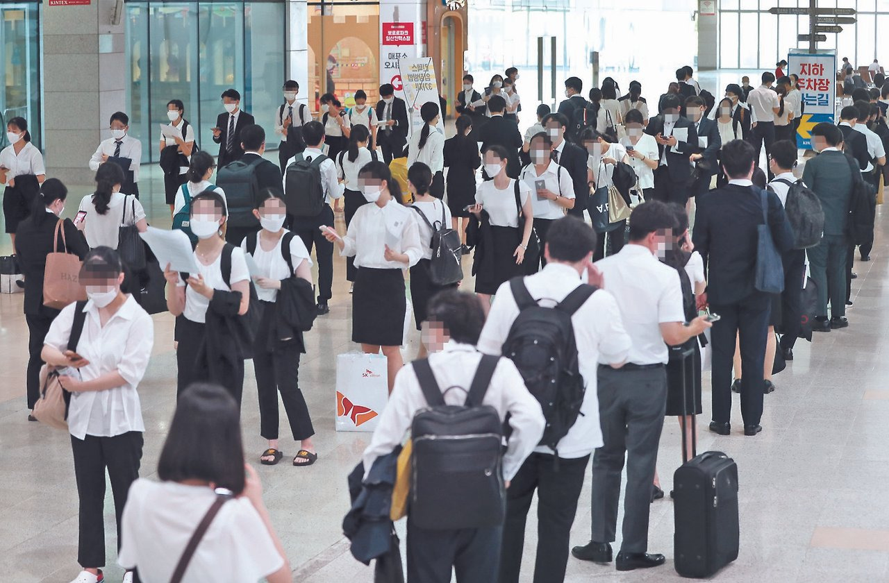 2025년 공무원 봉급표 인상률: 소폭 상승과 그 의미