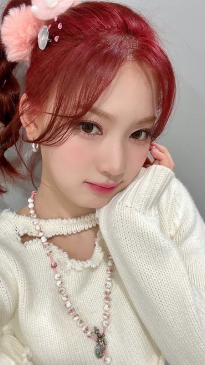 STAYC(스테이씨) 아이사 1