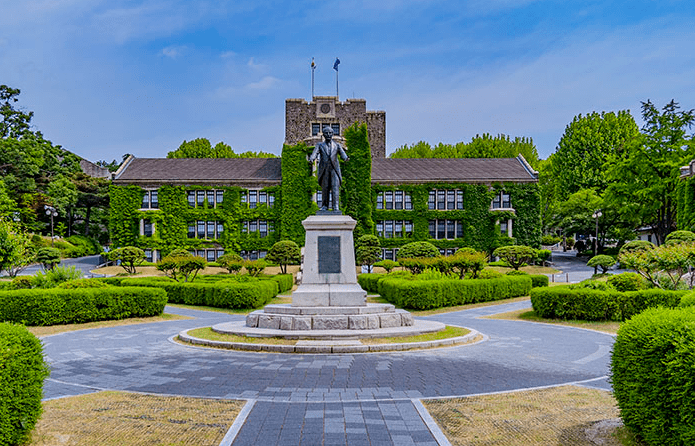 연세대학교 출범 배경, 교육 성과, 연구 시스템, 특징