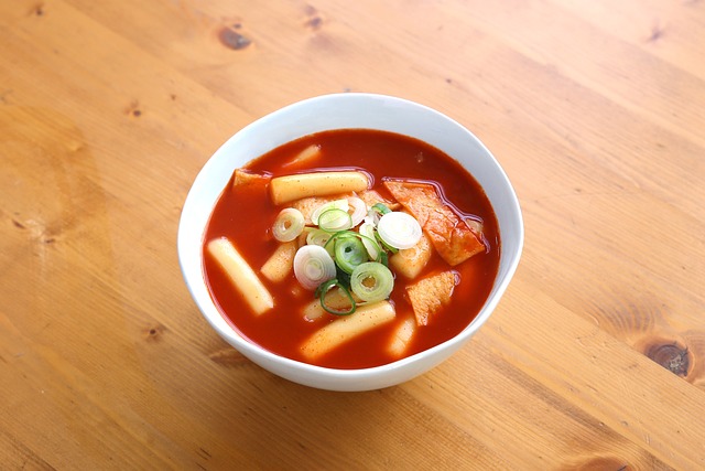 떡볶이가 사랑받는 이유