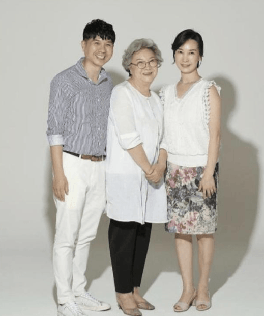 박수홍 형가족과 어머니