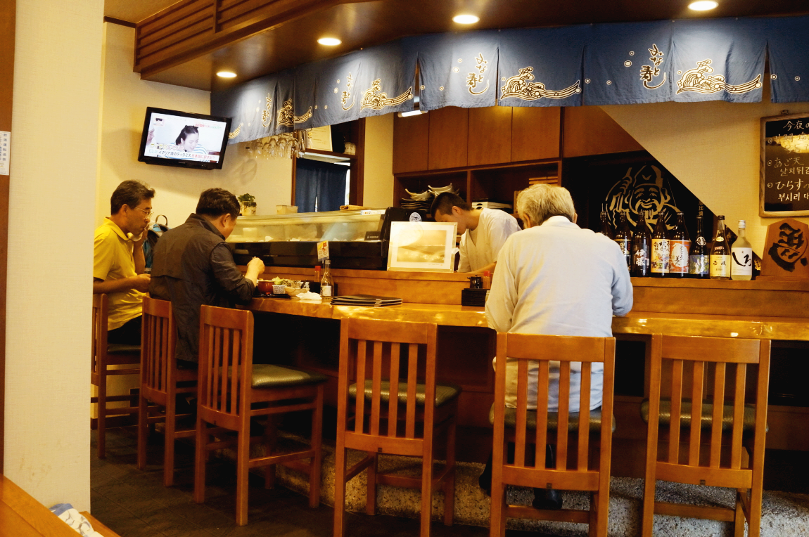 일본 맛집 대마도 여행 japan Tsushima 對馬島 쓰시마 초밥 미나토 스시 みなと寿し