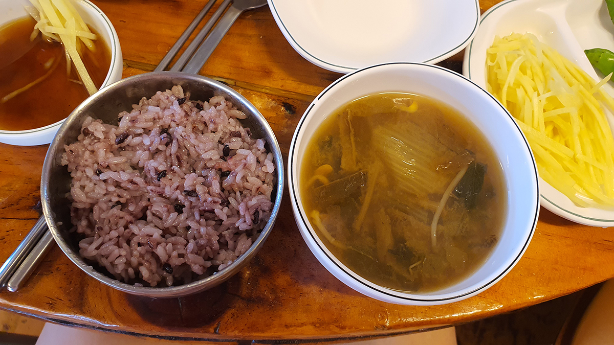 숲속장어촌 밥과국