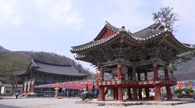 고향민국-완주-손두붓집-예술열차레스토랑-비비정카페-되재성당