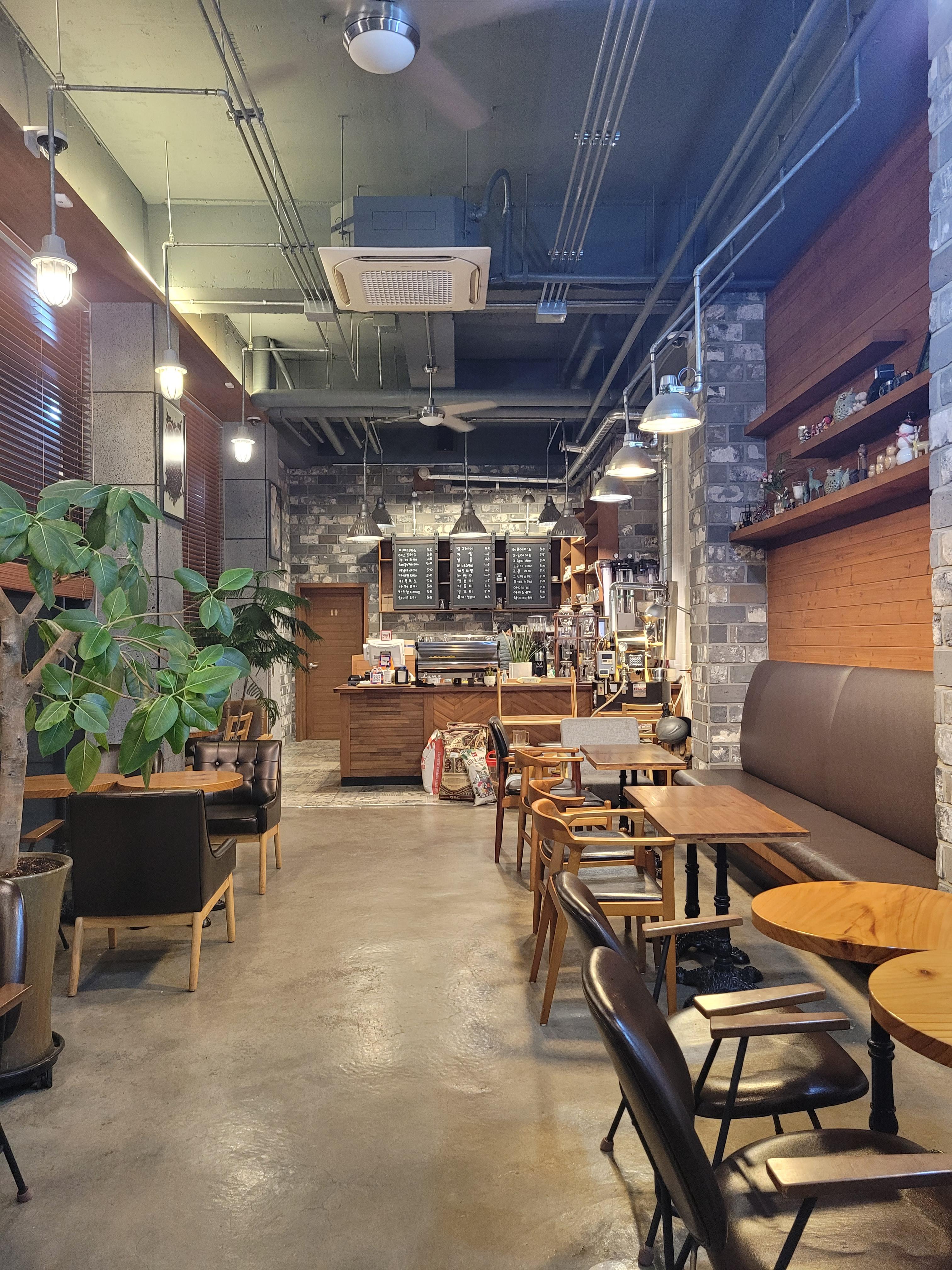  [원주 카페] 카페는, 커피가 맛있어야지 ! 커피 맛에 충실한 '라마 커피랩(Lama coffee lab)' !  커피 맛집 !