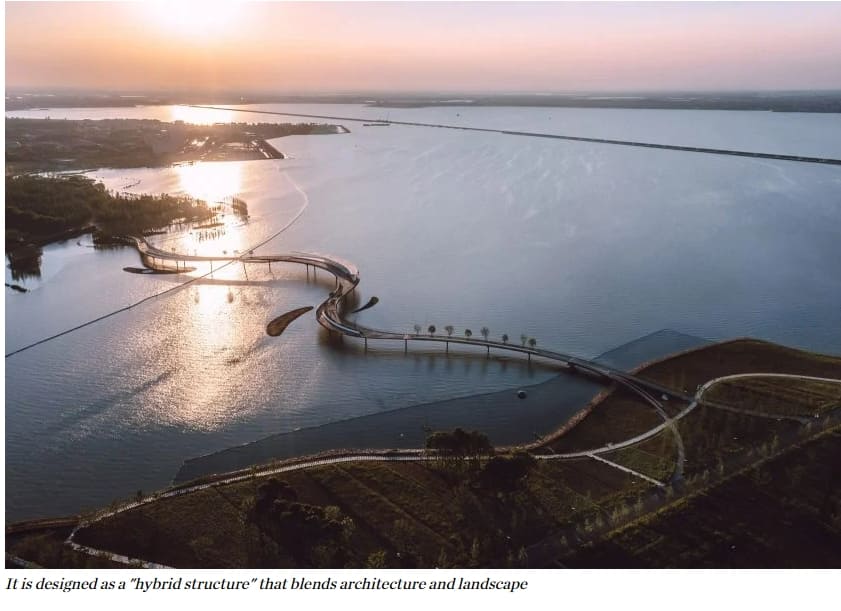상하이 위안당 호수를 가로 지르는 스네이킹 브릿지 VIDEO:BAU designs winding bridge in China as a 
