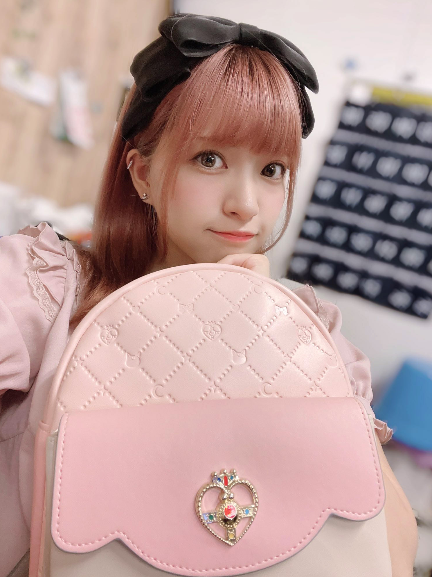 네오_아카리_Akari_根尾あかり