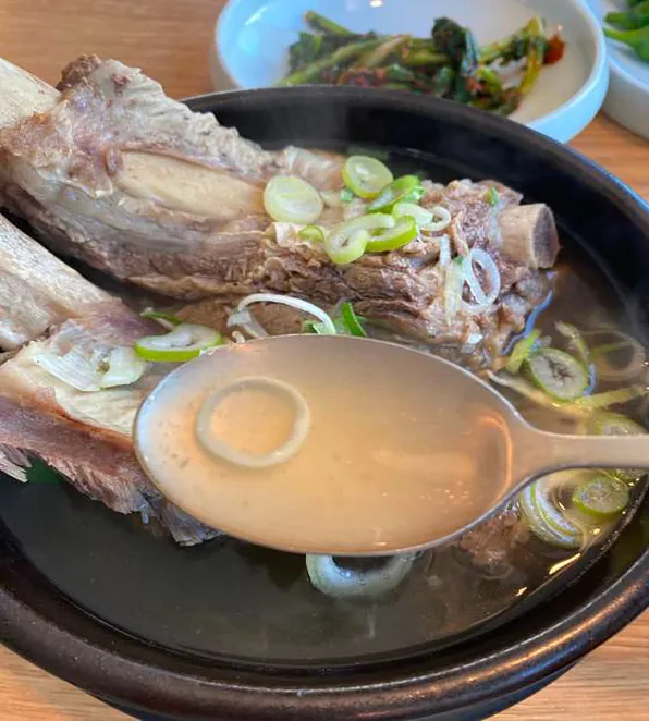 형과우 누룽지 삼계탕과 왕갈비탕