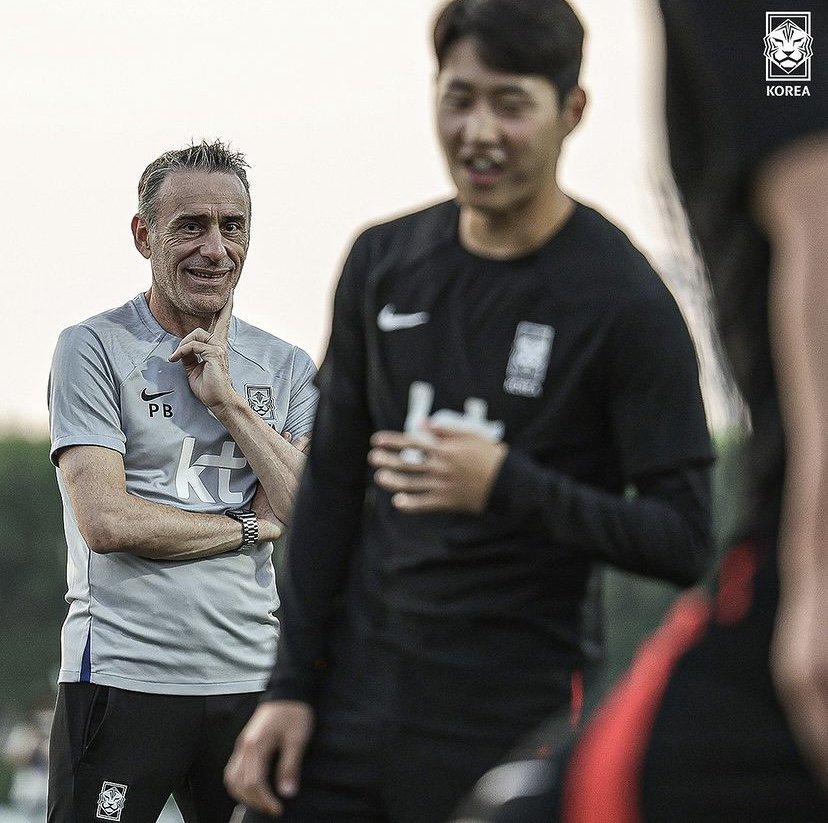  오늘자 이강인을 보는 벤투짤