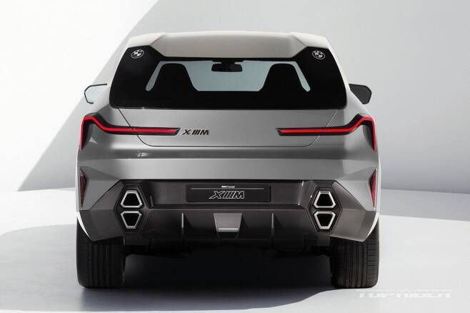  충격의 BMW 새로운 전기차 컨셉.jpg