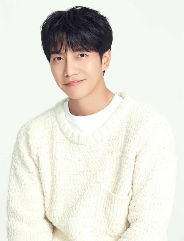  이승기, “후크와 돈 때문에 싸우는 것 아냐, 미정산금 전액 기부할 것”
