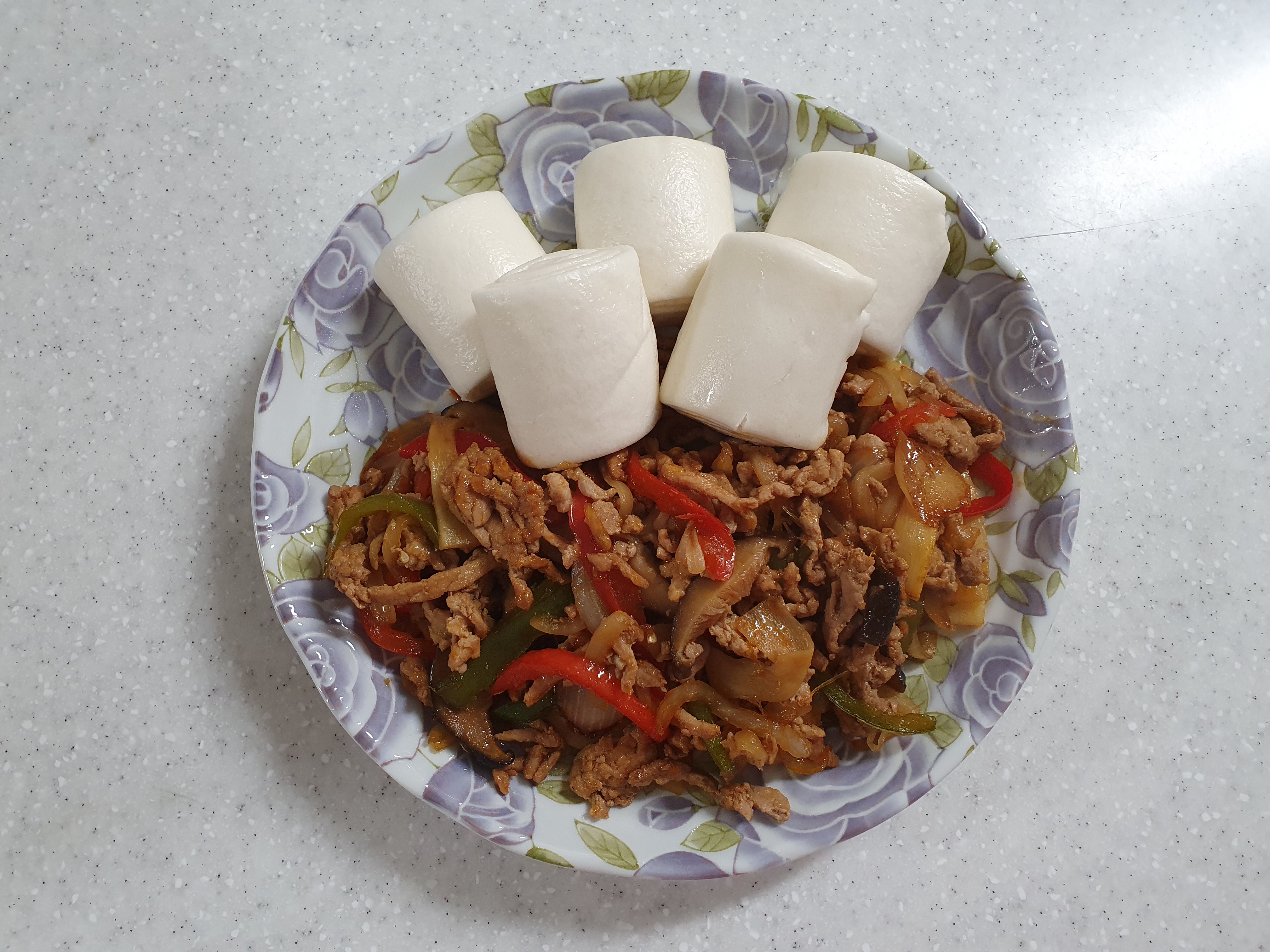  [MY CHEF 밀키트] 고추잡채와 꽃빵 후기