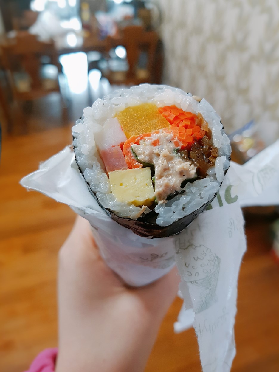 고봉민김밥 이미지