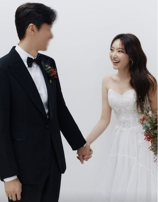 이호연 모델 결혼 이승기 이다인 부케