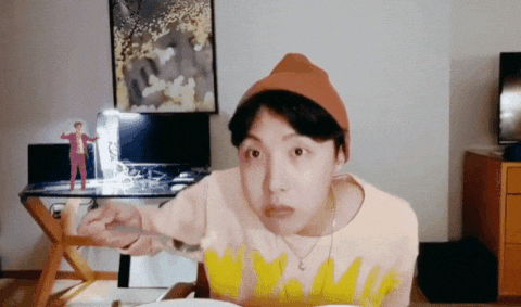  방탄소년단 홉아 뒤에.. 요정 있다?!