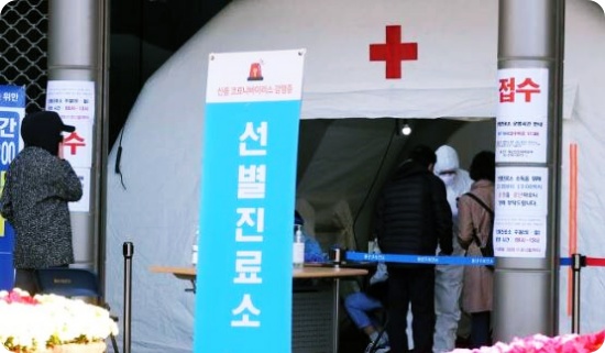  올 겨울 코로나 2차 대유행 대비해야...경각심 올려야