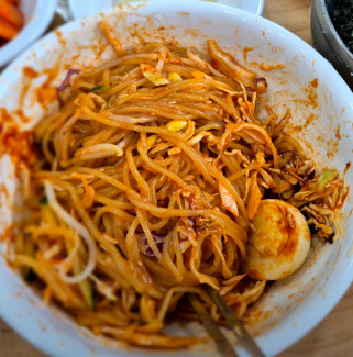 식스센스 전주 초록색 크리미 콩국수 맛집 정보