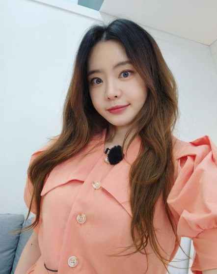 서유리 눈물 로나유니버스 대표 사임 서유리 프로필