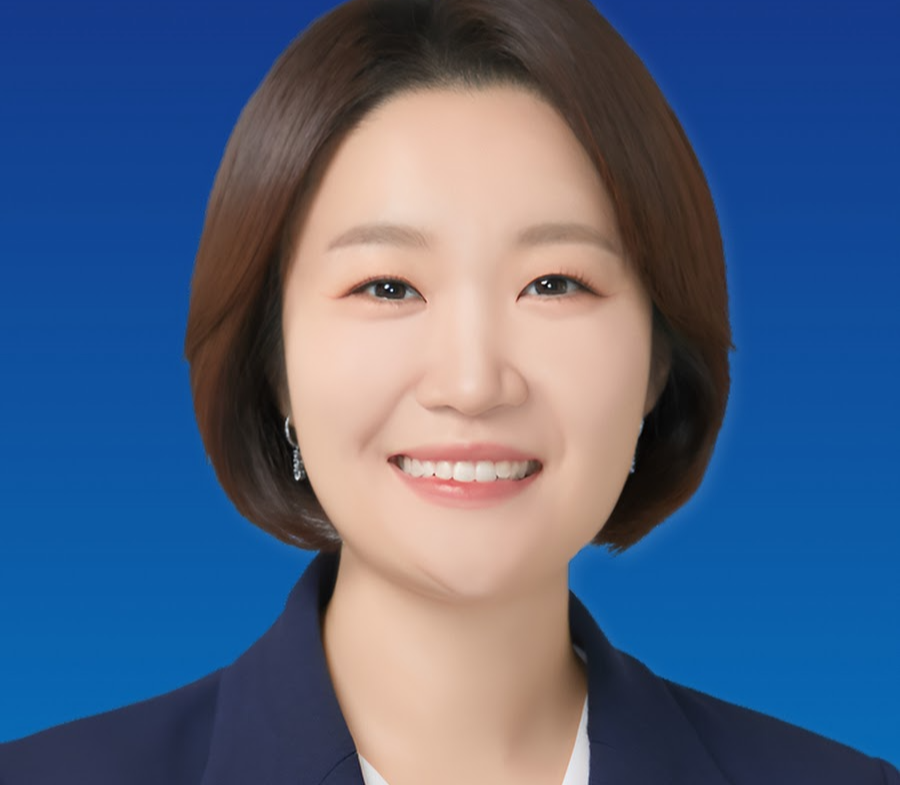 이은희 판사