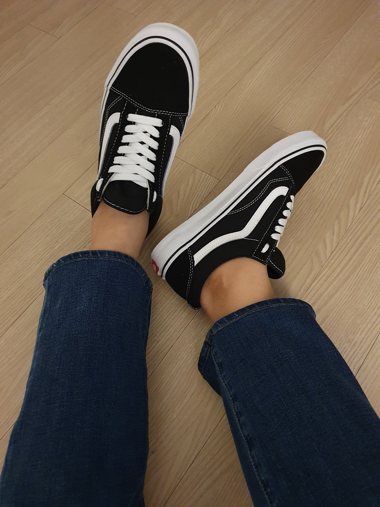  반스 올드스쿨 블랙/화이트(Vans Old School Black/White)