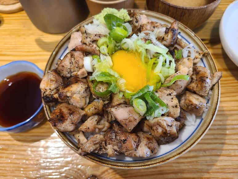 매콤 부타동