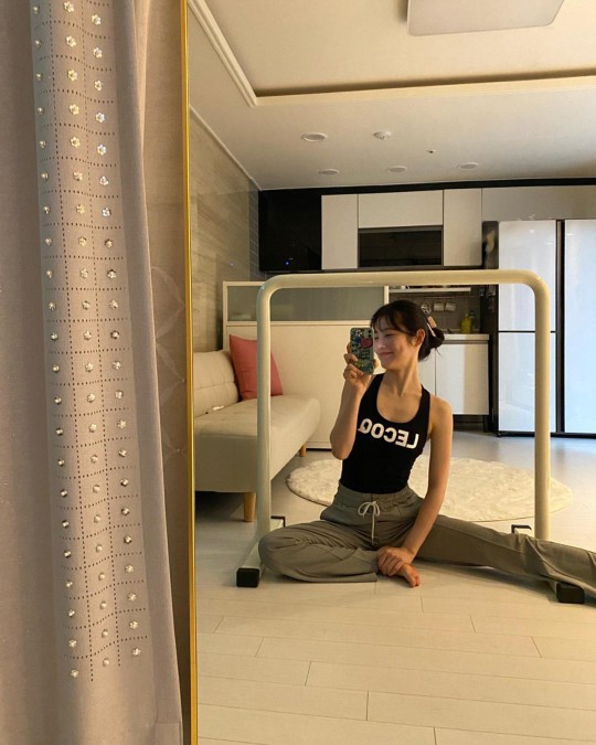  신예은, 뼈 밖에 없는 앙상 팔뚝 '충격'..'168cm, 42kg'라더니 가능하네! [사진]