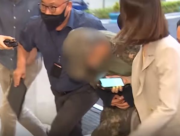 장모 중사 구속 수감