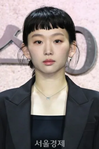 배우 진기주 프로필 나이 키 가족관계 데뷔와 언더커버 하이스쿨 오수아 역 설명_2