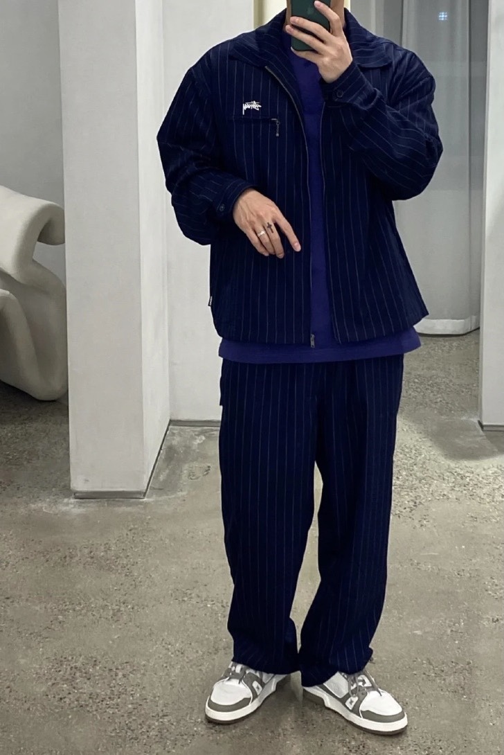  [STUSSY x COMME DES GARCONS] 스투시 X 꼼데가르송 CDG 로고 핀 스트라이프 빙 자켓 & 팬츠 SET