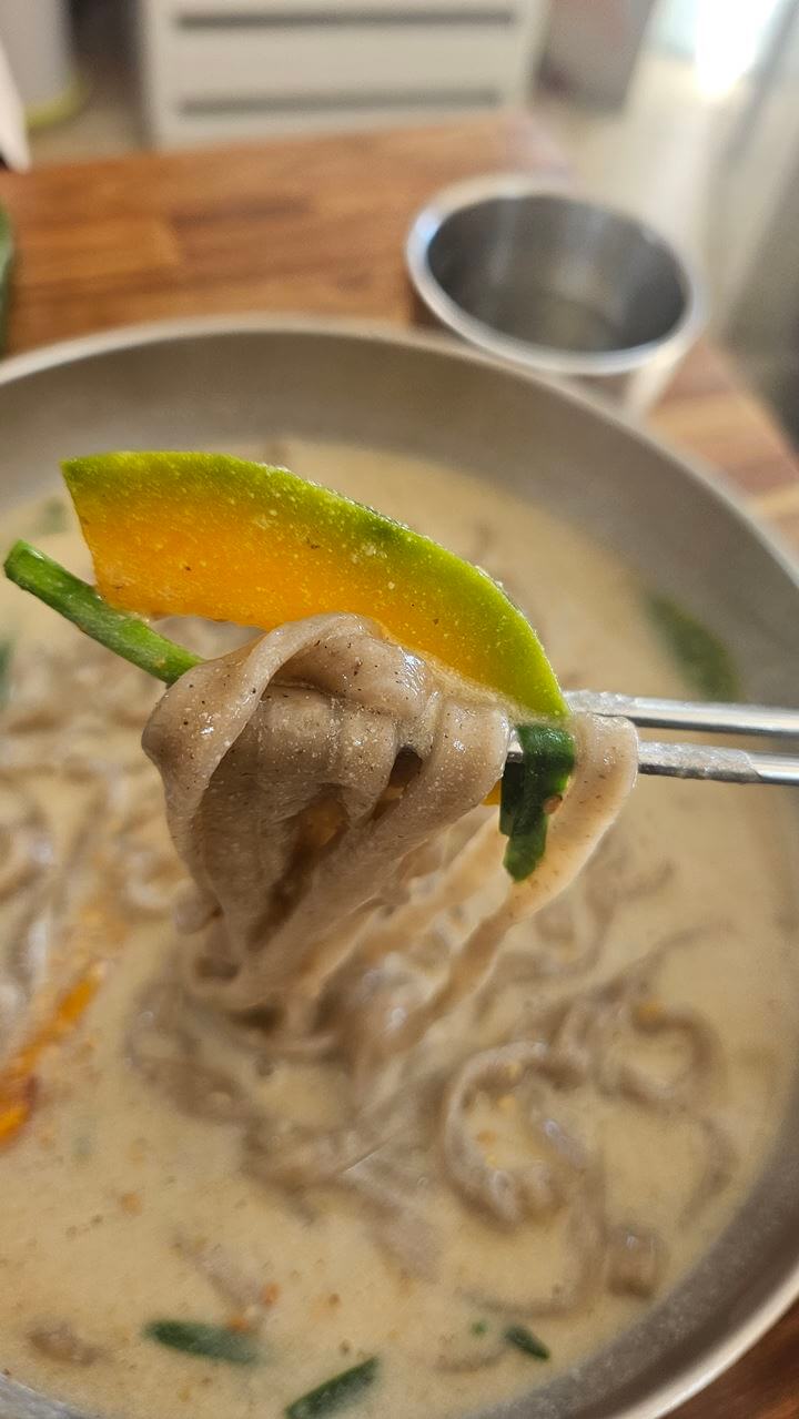 메밀들깨칼국수 확대