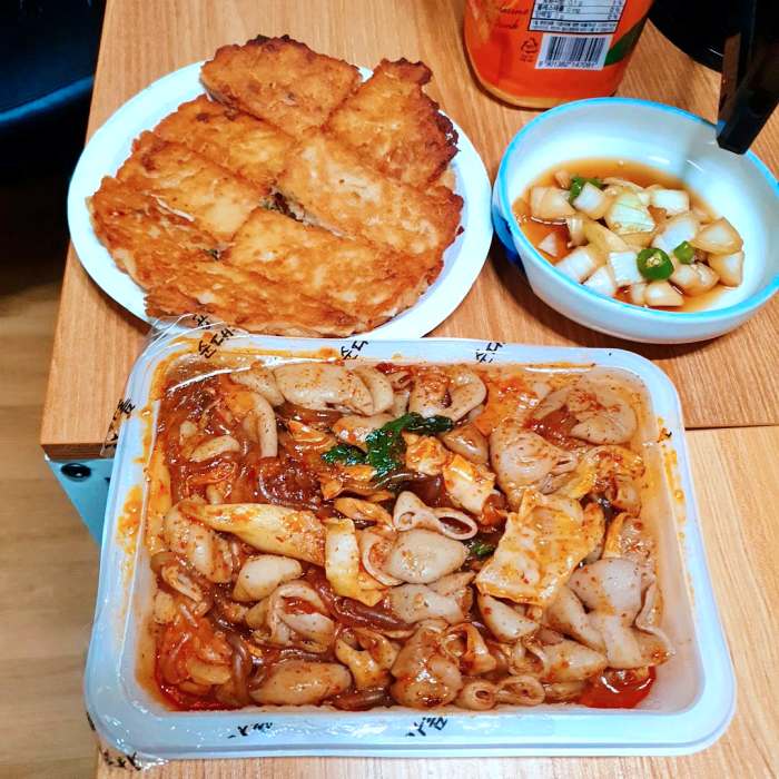 생방송 오늘저녁 부천 역곡상상시장 한국식 피자 빈대떡 맛집
