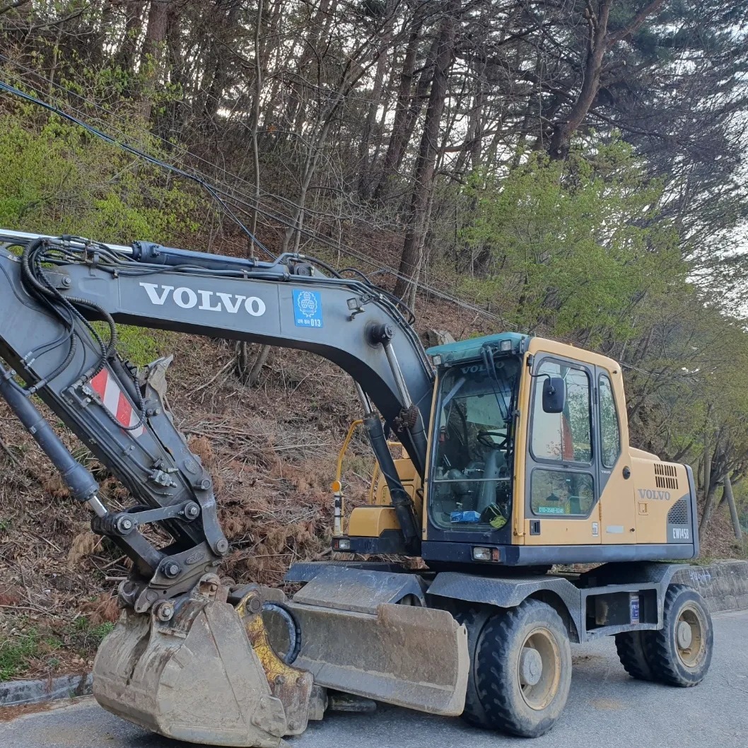  볼보 EW145B 2009년식 3600만원 판매합니다.
