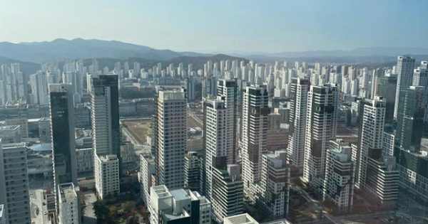  은행 주택 담보 대출 9년 만에 감소세