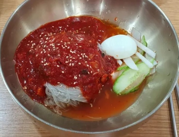 6000원-함흥냉면