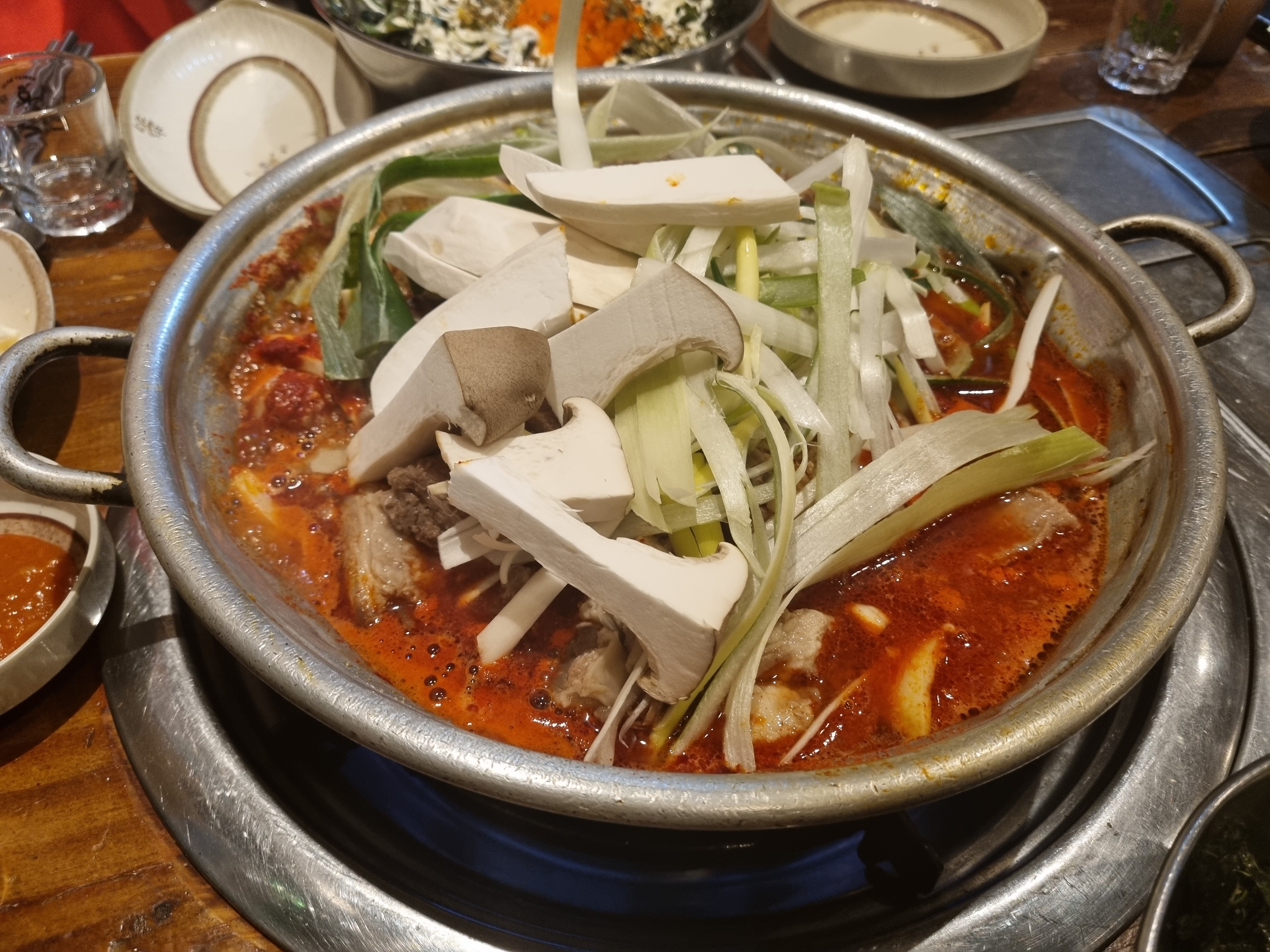  내돈내산맛집리뷰) 천안두정동 맛있게매운갈비찜 짚신