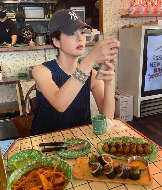 채림, 싱글맘의 화려한 외출!.. 민소매 속 탄탄 팔근육은 '반전'